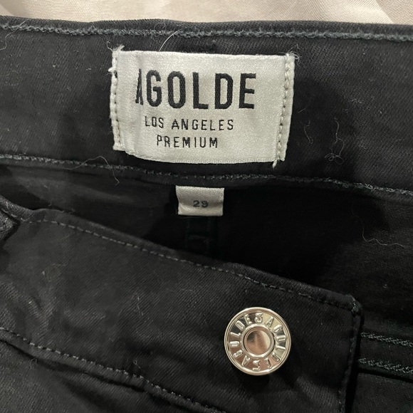 Basically new , black color ,no distressing I’m 5’7 and so easy to tuck in boots - Picture 2 of 4